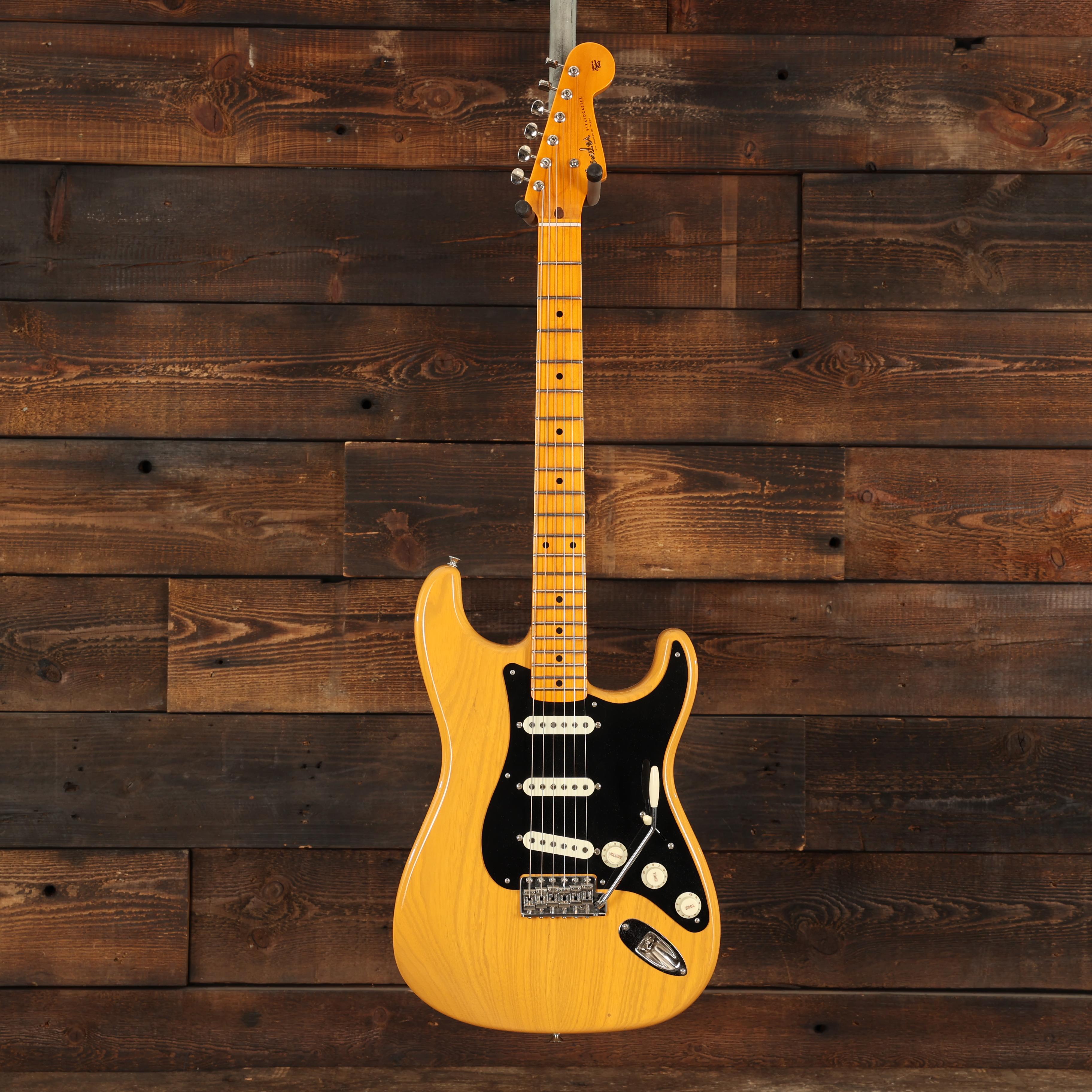 Fender Custom Shop '55 Closet Classic Stratocaster in Butterscotch